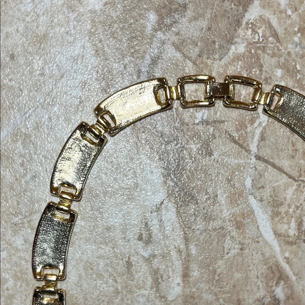 Vintage Art Deco Pink Enamel and Gold Colored Linked Necklace